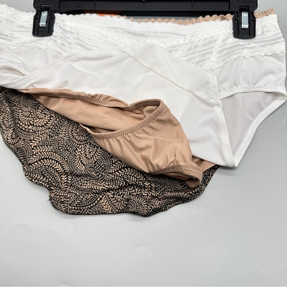 NWT Warner's Women’s 3 Set Floral Brown and Cream Lace Panties - Picture 3 of 4